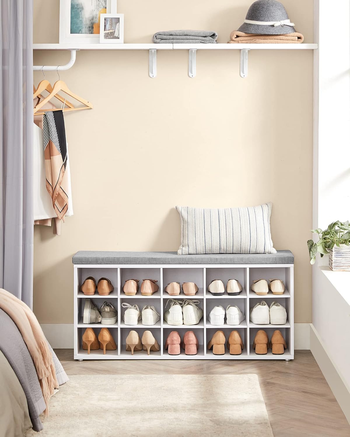 VASAGLE Storage Shoe Bench 15 Compartments with Cushion White and Grey